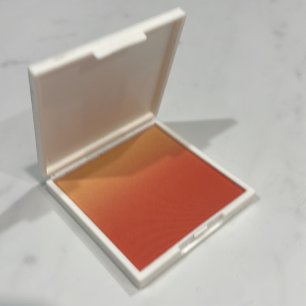 New Oryza Beauty South Beach Ombré Blusher